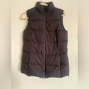 Classic Gap Chocolate Brown Down Puffer Vest